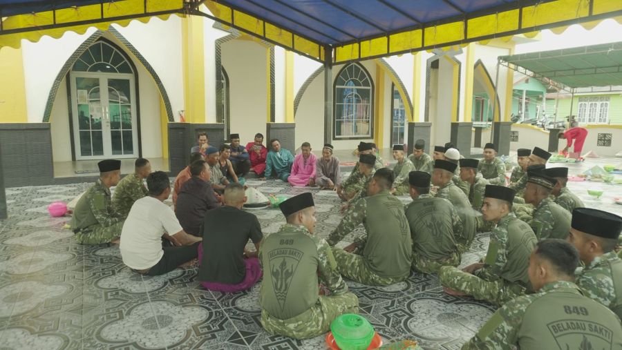 26 Prajurit Yonif TP 849 Gelar Maulid Nabi Bersama Warga Senempek