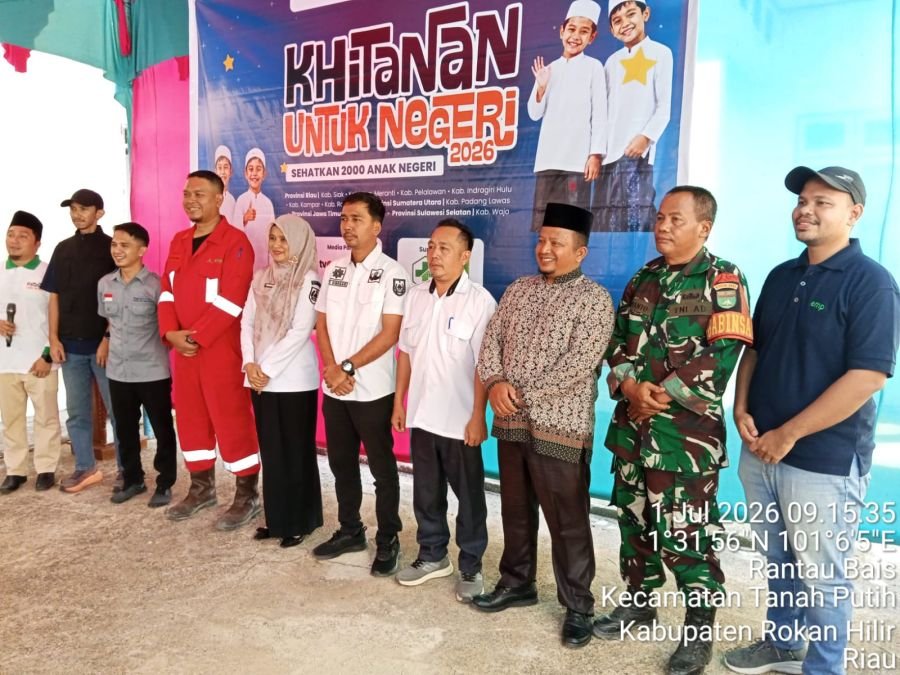 Acara Khitanan/Sunat Massal oleh PT. EMP di Kep. rantau bias, kec. tanah putih, kab. rohil