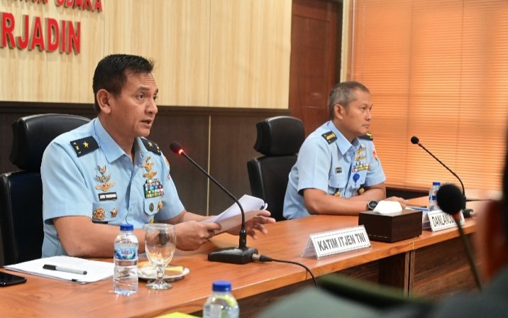 Akhiri Audit Ketaatan dan Kinerja di Aceh-Riau dengan Taklimat Akhir di Lanud Roesmin Nurjadin