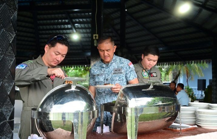 Akrab dan Santai, Danlanud RSN Hadiri Ice Breaker Latma Elang Indopura XXIII/25