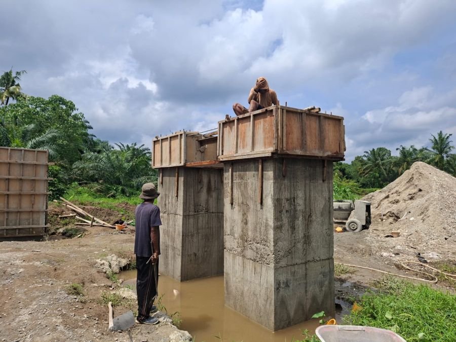 Jembatan Muara Musu Tembus 47 Persen, Satgas Kodim 0313/KPR  Percepat Pekerjaan