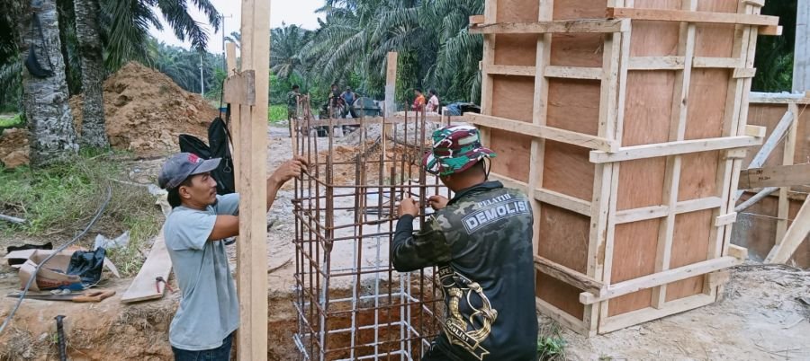 Akses Warga Akan Lancar, Progres Jembatan Perintis Garuda Masuk Tahap Merakit Besi Angkur Pondasi