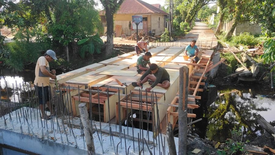 Akses Warga Semakin Dekat Terwujud, Pembangunan Jembatan Garuda Beton Terus Berjalan