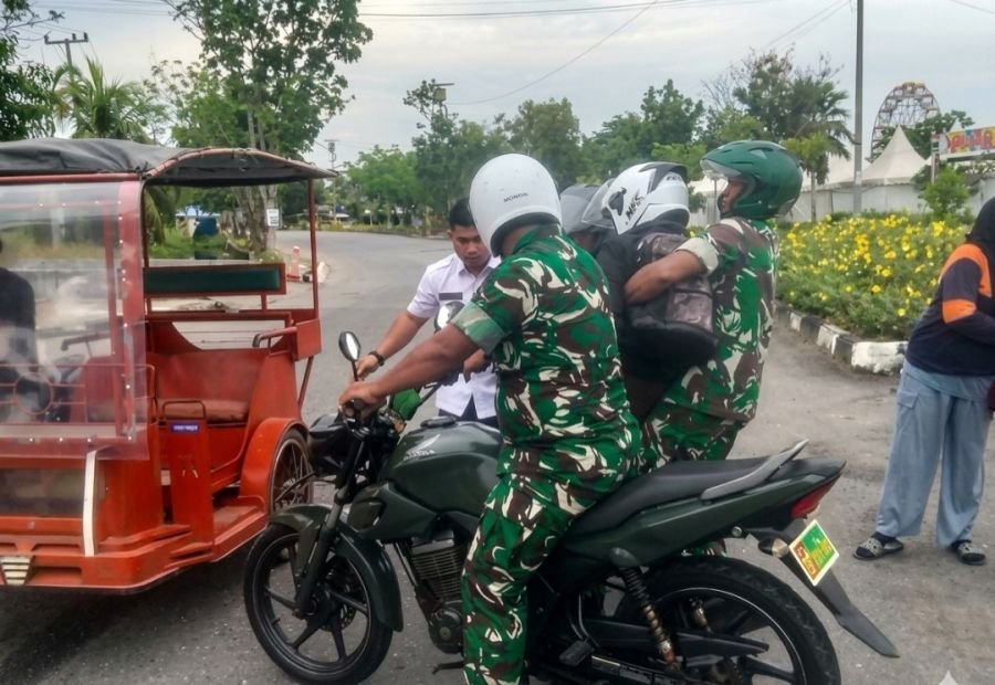 Aksi Heroik Anggota Koramil 01/Bangko Tolong Daniel Sitorus S.H. Sebelum Menuju Makodim 0321/Rohil
