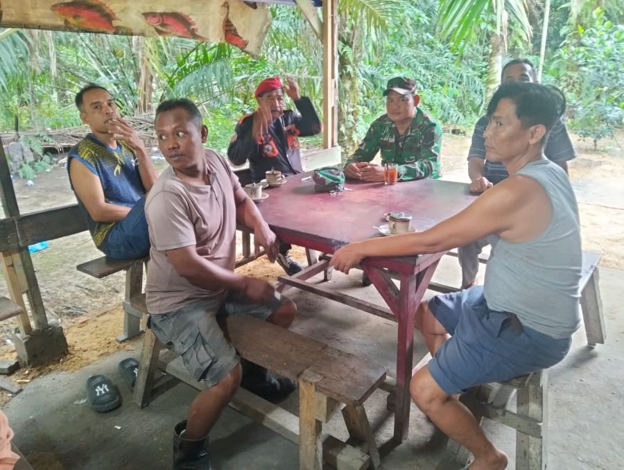 Aksi Nyata Babinsa Koramil 05/Rimba Melintang Rawat Nilai Pancasila di wilayah Binaan. 