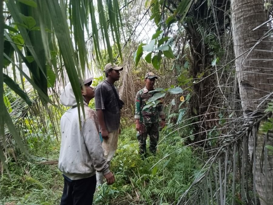 Anggota Koramil 02 TEBING TINGGI bergerak untuk Cegah Api dan jaga kelestarian Alam