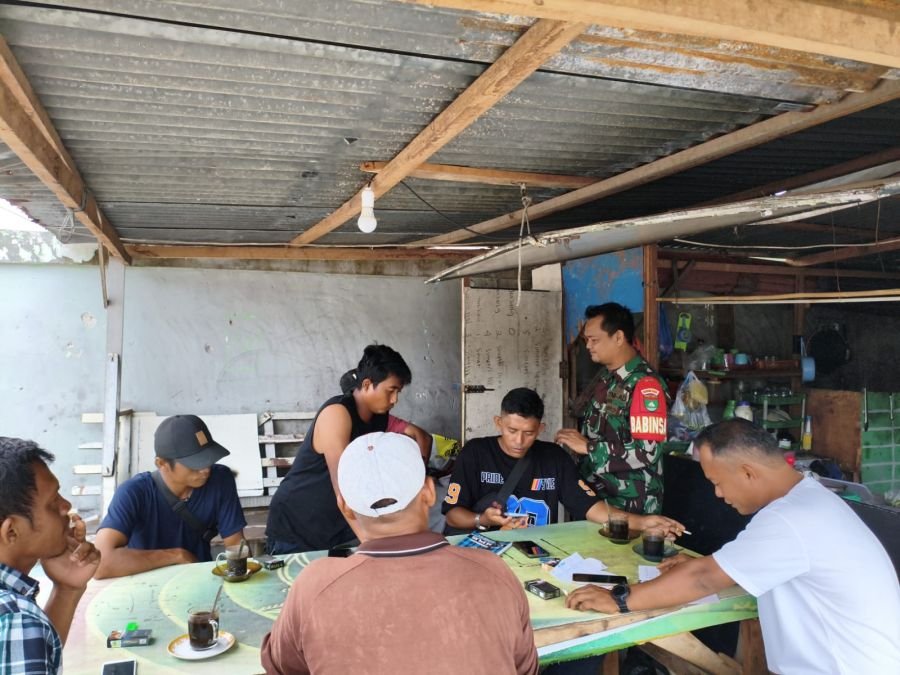 Angota koramil 03/Mandau melaksanakan Sosialisasi bersama masyarakat kelurahan. Batang serosa