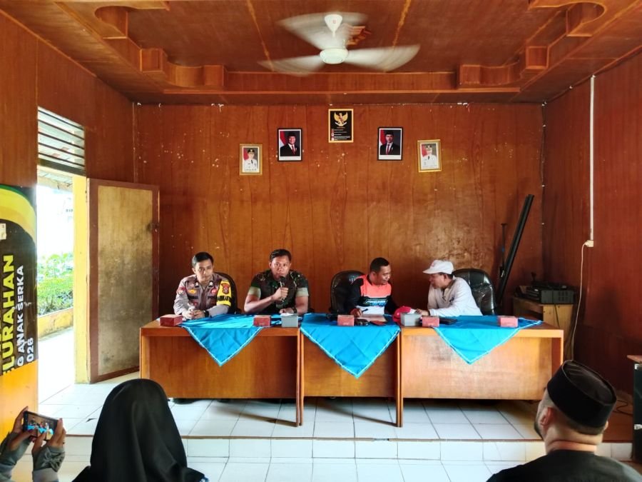 DANRAMIL  05/GAS  RAPAT TEKNIS PEMBENTUKAN PANITIA HARI ULANG TAHUN (HUT-RI) KE-81 DI KANTOR CAMAT
