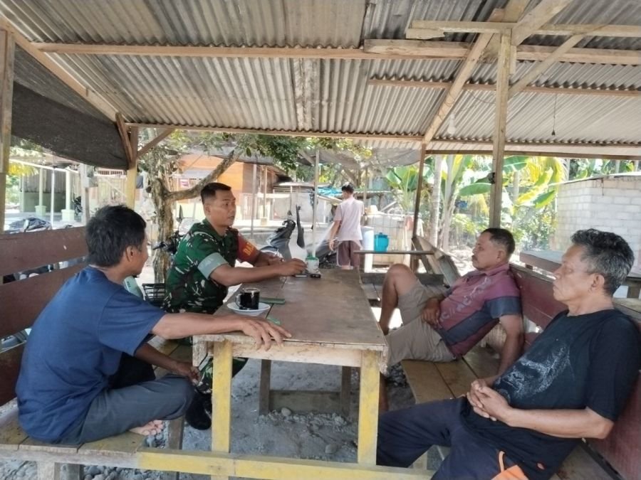 Antisipasi Musim Kemarau, Serda Yuliandi Gencar Edukasi Warga Kabun Larang Bakar Lahan