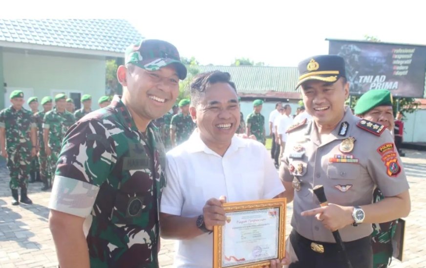 Apresiasi Dedikasi Prajurit, Dandim 0209/LB  Berikan Penghargaan Kepada Personel Berprestasi