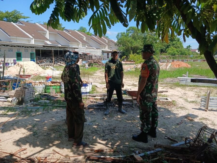 Asap Mulai Menipis, Babinsa Air Putih Ingatkan Warga Jangan Bakar Lahan