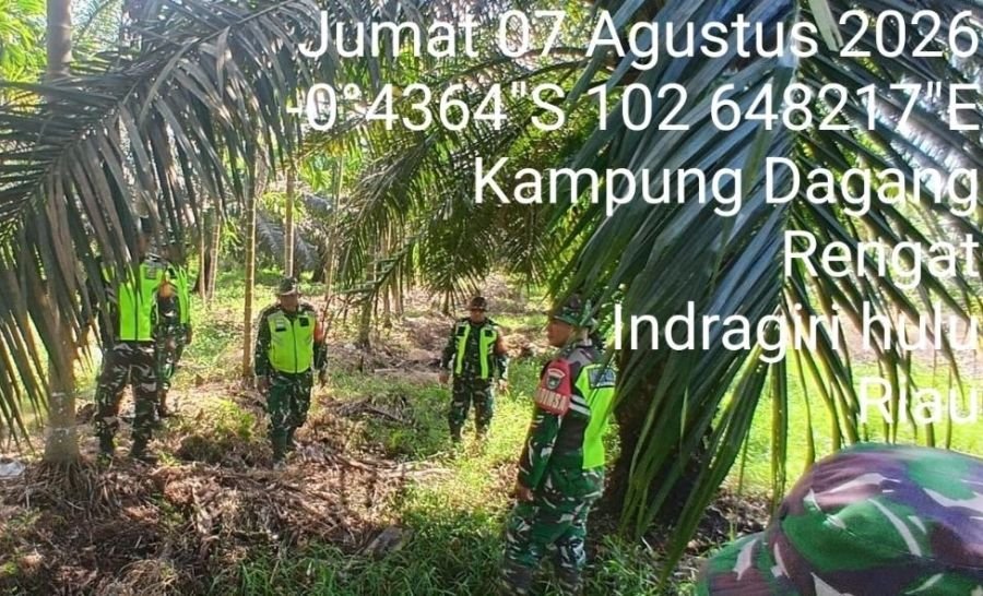 Babinsa 01/Rengat Gencarkan Patroli Pencegahan Karhutla Di Desa Kampung Dagang