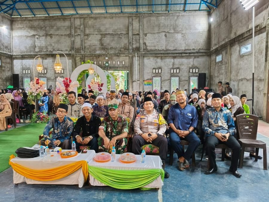Babinsa 01/Tembilahan Serka Masri Hadiri Pelepasan Angkatan XXIX MTS Riyadhatul Jannah