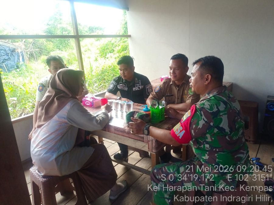 Babinsa 03/Tempuling dan Satpol PP Kempas Perkuat Pengawasan Wilayah