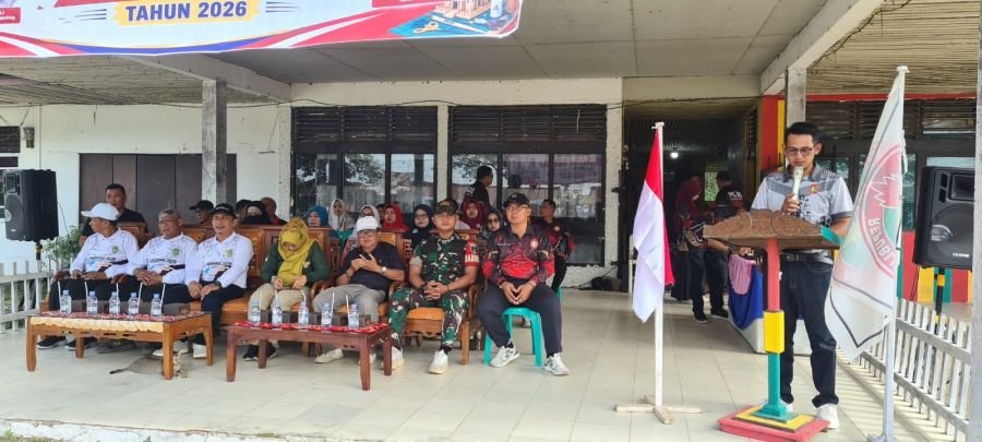 Babinsa 03/Tpl  dan PGRI Kawal Lomba Miniatur Hardiknas Tempuling 2026