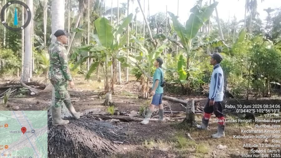 Babinsa 03/Tpl Libatkan Pemuda Jaga Tapal Batas Rumbai Jaya
