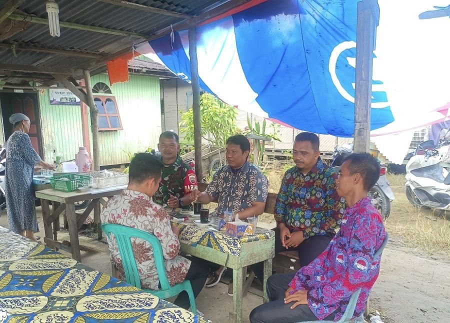 Babinsa 03/Tpl Rangkul Tokoh Masyarakat, Perkuat Nilai Pancasila di Sungai Salak