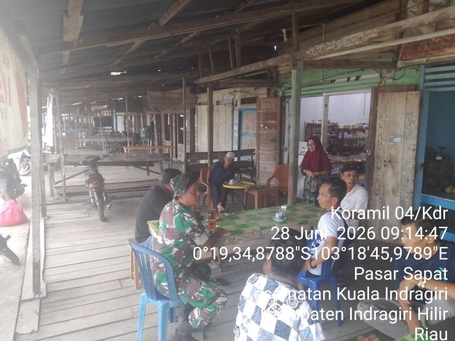Babinsa 04/Kuindra: Pengawasan SDM dan Komsos Kunci Wilayah Aman