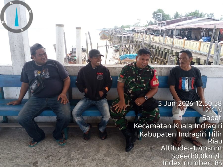 Babinsa 04/Kuindra Perkuat Komsos, Jaga Wilayah Binaan Tetap Kondusif