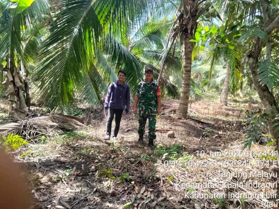 Babinsa 04/Kuindra Sosialisasi Karhutla di Tanjung Melayu, Warga Kompak Tolak Bakar Lahan