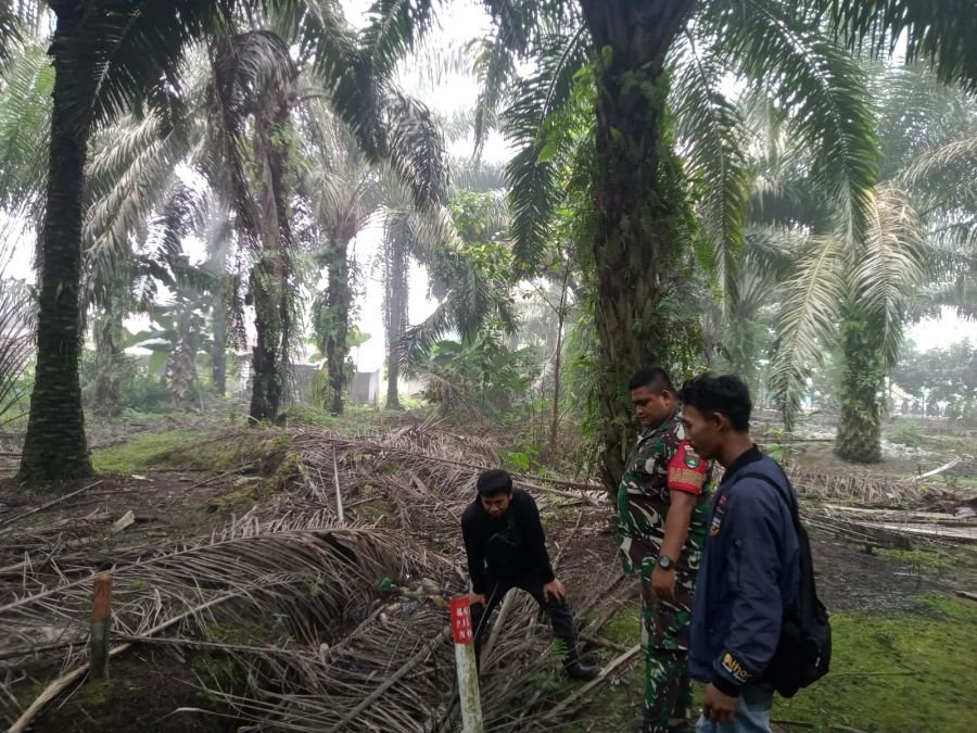 Babinsa 09/Kemuning: Patroli Gabungan Sisir Tapal Batas, Nol Titik Api di Petalongan