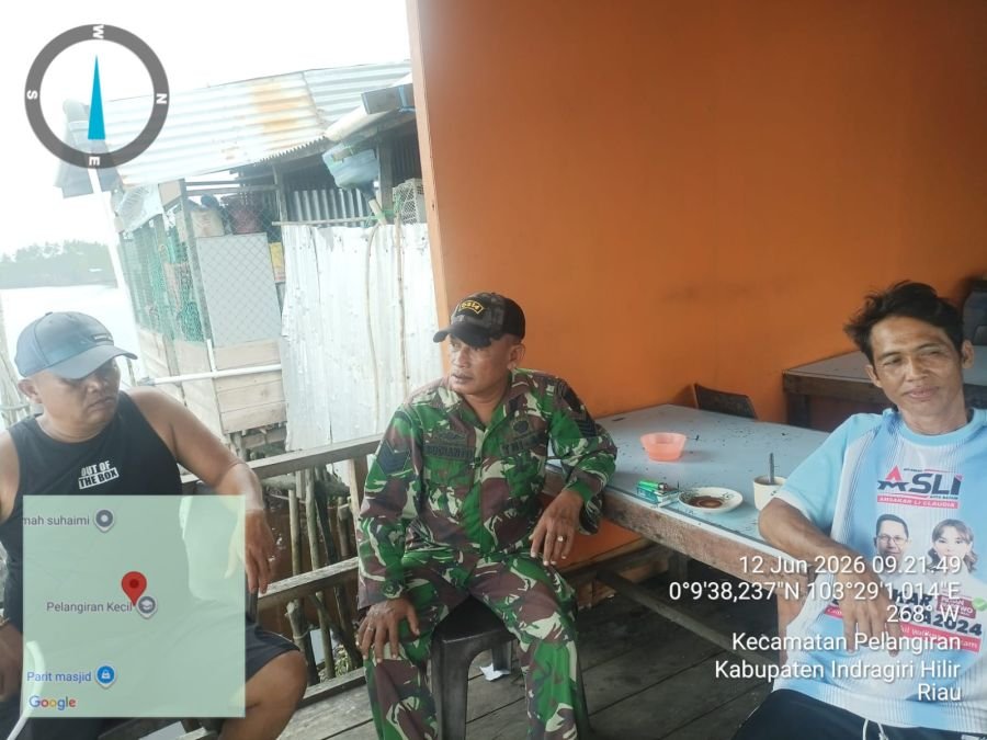 Babinsa 10/Pelangiran Perkuat Silaturahmi dan Kesadaran Akan Keamanan Lingkungan