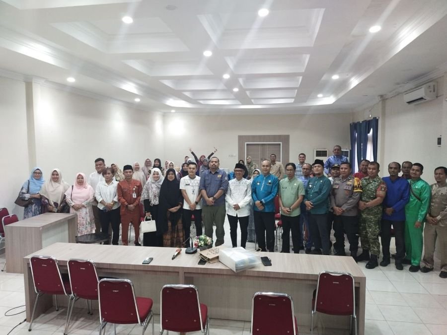 Babinsa Air Hitam Hadiri Acara Purna Bakti Lurah Zulfi Ijum, Penuh Haru dan Apresiasi
