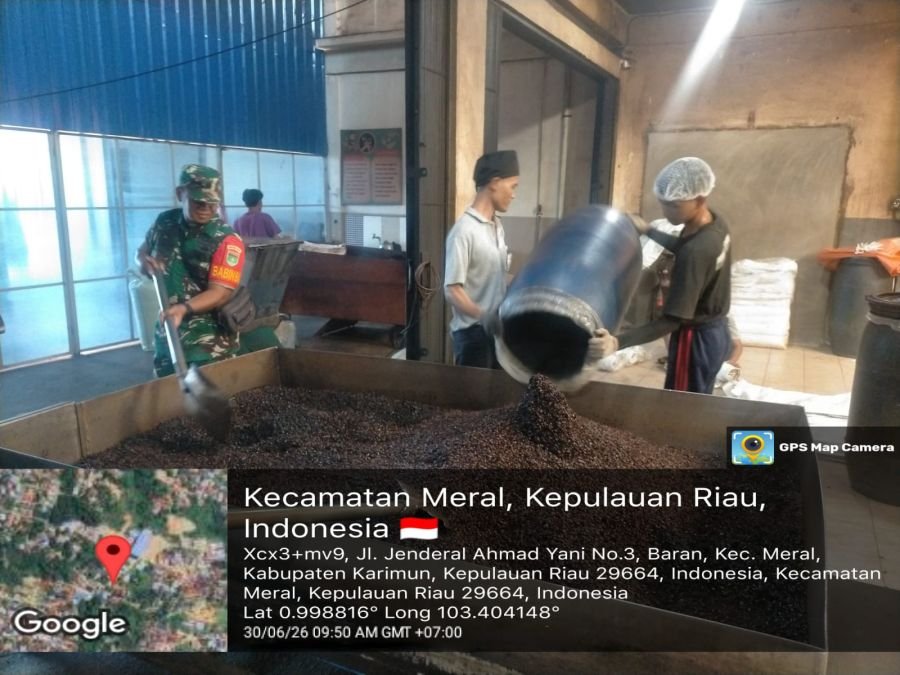 Babinsa Baran Timur Perkuat Kedekatan Warga Lewat Komsos Humanis