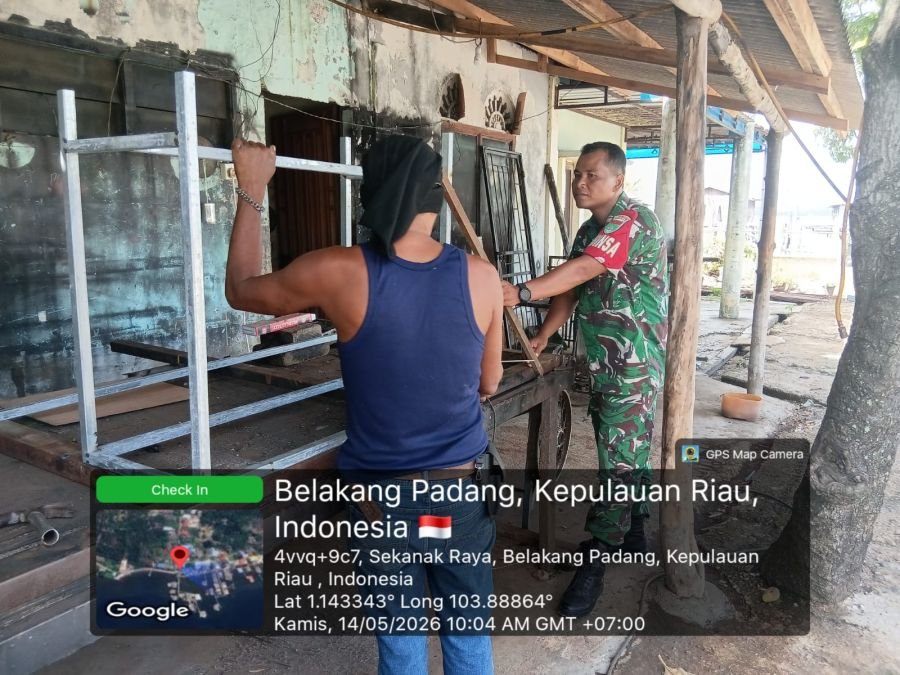 Babinsa Belakang Padang Perkuat Kamtibmas Lewat Komsos Warga