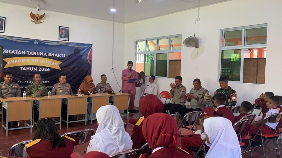 Babinsa Bukit Cermin Hadiri Penutupan Taruna Bhakti Akpol dan Akmil di Sekolah Rakyat Terintegrasi33