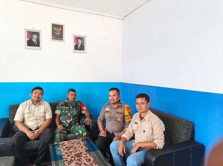 Babinsa Cinta Raja Perkuat Komsos Bersama Pengurus SPPG