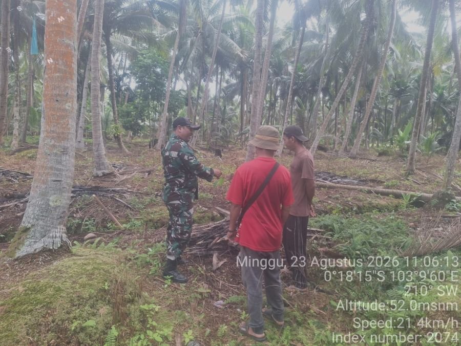 Babinsa dan Bhabinkamtibmas Gelar Patroli Tapal Batas di Simpang Tiga Daratan, Hasil Nihil