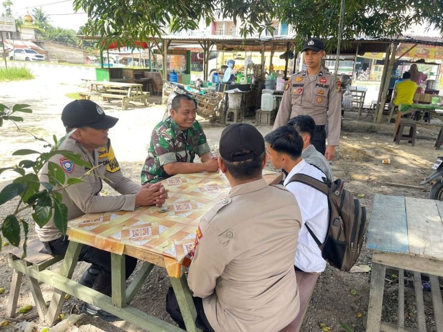 Babinsa dan Polisi Turun Tangan Cegah Narkoba di Kalangan Pemuda