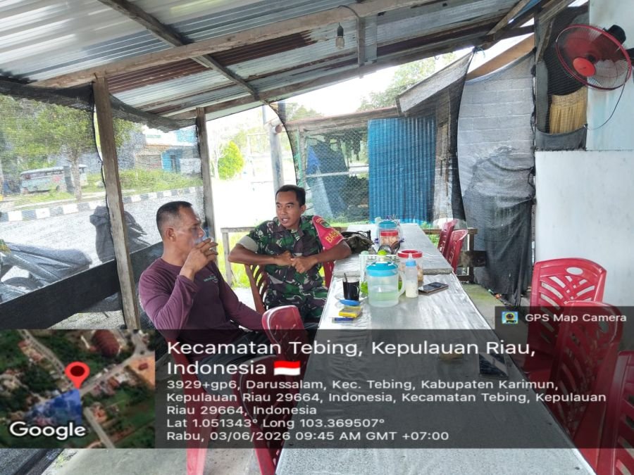 Babinsa Darussalam Ajak Warga Aktif Laporkan Permasalahan Lingkungan