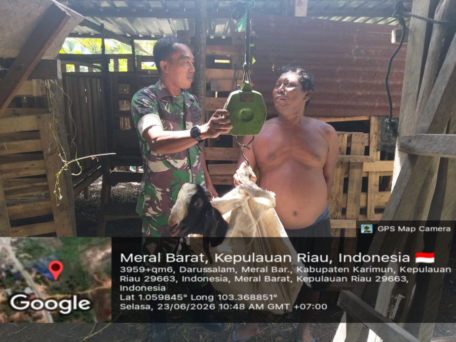 Babinsa Darussalam Ajak Warga Tingkatkan Kepedulian Rawat Hewan