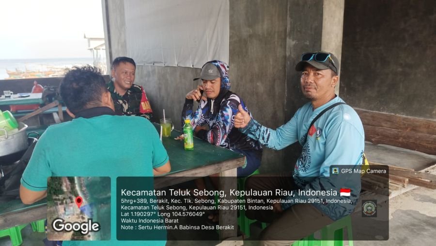 Babinsa Berakit Ingatkan Nelayan Waspadai Perubahan Cuaca