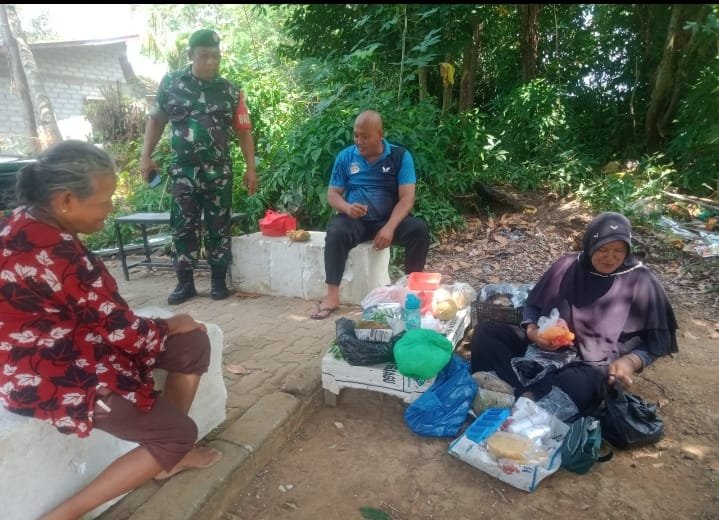 Babinsa Desa Bintan Buyu Serma Herianto pada hari Kamis, 1 Oktober 2026.