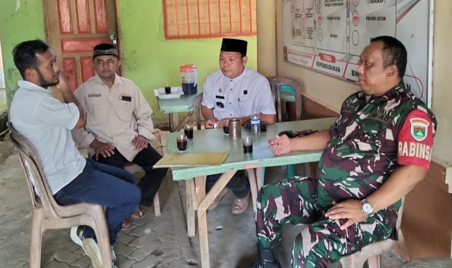 Babinsa Desa Bintan Buyu Serma Herianto pada hari Sabtu, 22 Agustus 2026.