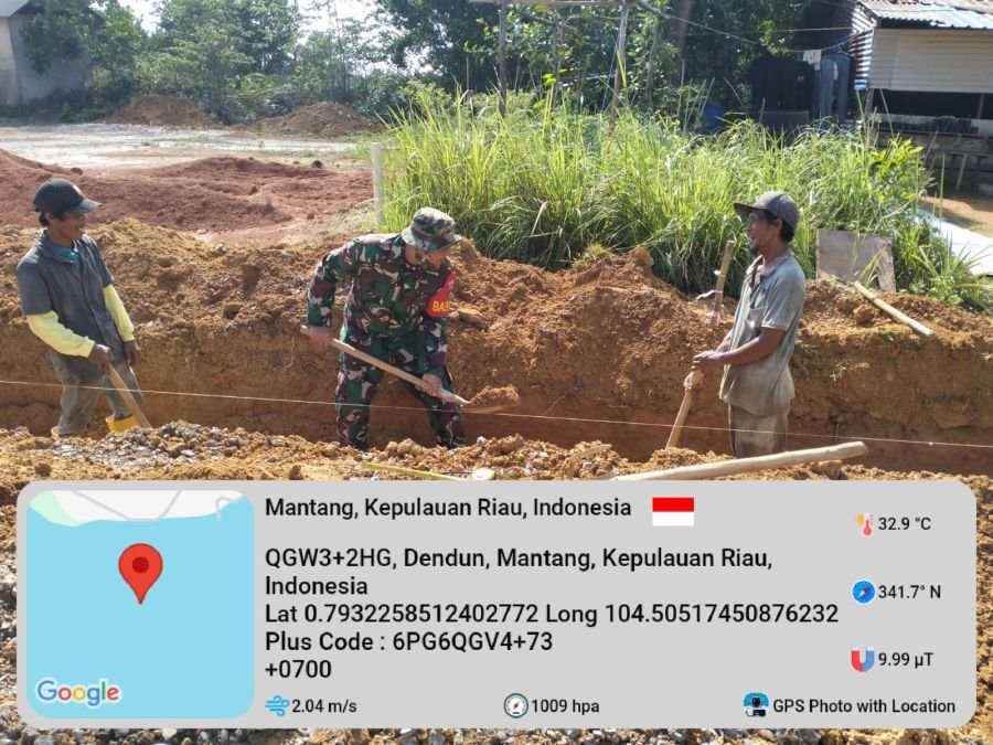 Babinsa Desa Dendun Giat Gotong Royong Bersama Warga, Wujudkan Lingkungan Bersih dan Sehat