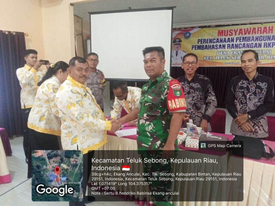 Babinsa Desa Ekang Anculai Sertu Budhi Hendriko pada hari Kamis, 1 Oktober 2026.