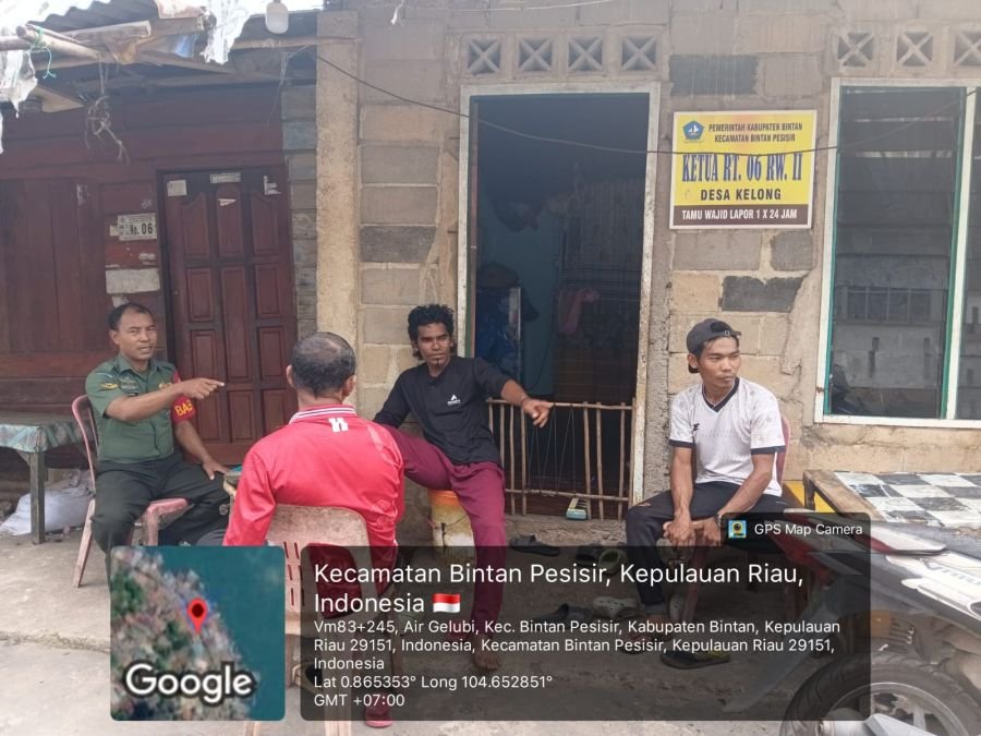 Babinsa Desa Kelong Himbau Warga Jaga Kebersihan dan Kelestarian Ekosistem Laut