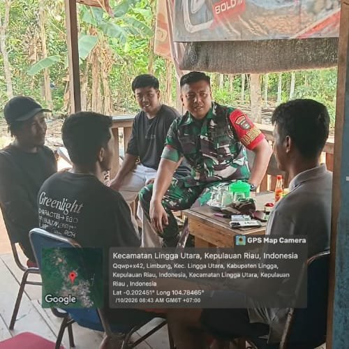 Babinsa Lingga Ajak Warga Limbung Rutin Gotong Royong Jaga Kebersihan