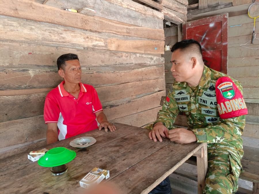 Babinsa Desa Lubuk Perkuat Komsos, Jaga Kondusivitas Wilayah Kundur