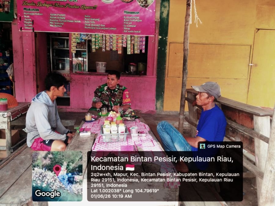 Babinsa Desa Mapur Gelar Komunikasi Sosial Bersama Nelayan, Jalin Sinergitas di Wilayah Pesisir