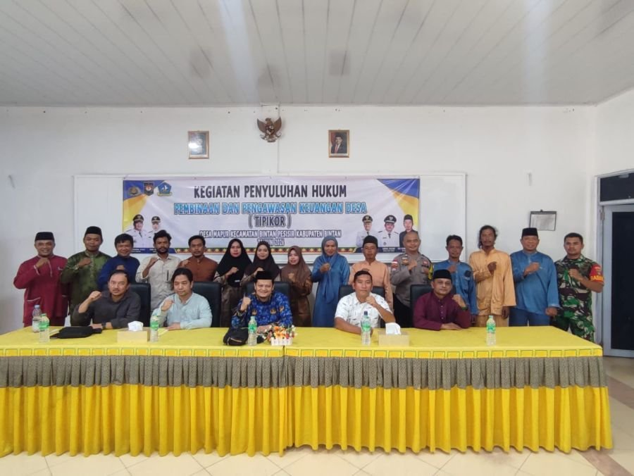 Babinsa Desa Mapur Hadiri Kegiatan Pembinaan dan Pengawasan Keuangan Desa (Tipikor).