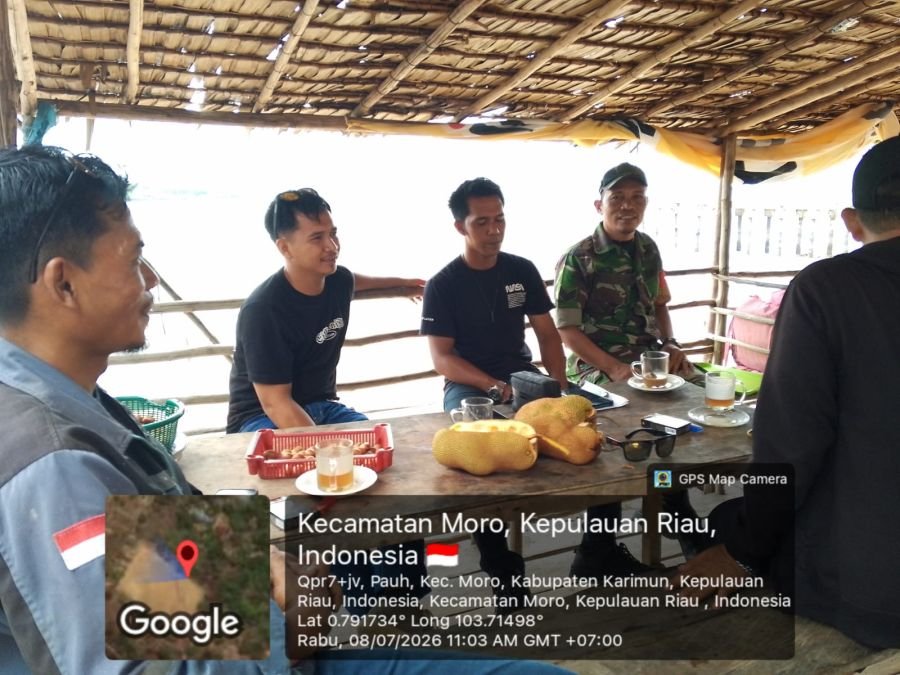 Babinsa Desa Pauh Tegaskan Keselamatan Pekerja Pembangunan KDKMP