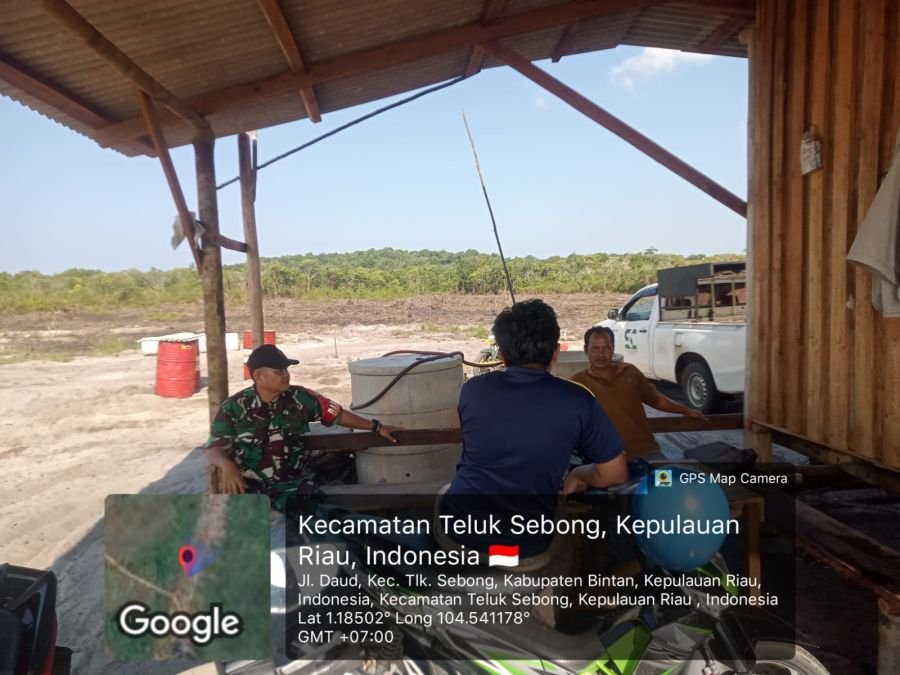 Babinsa Desa Pengudang Sertu Abdi Supriyadi pada hari Minggu tanggal 23 Agustus 2026.