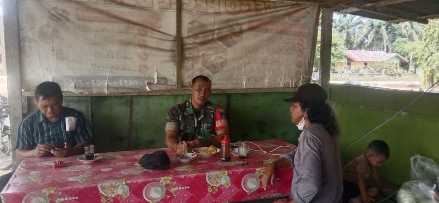 BABINSA DESA PETALA BUMI JALIN SILATURAHMI DENGAN WARGA BINAAN