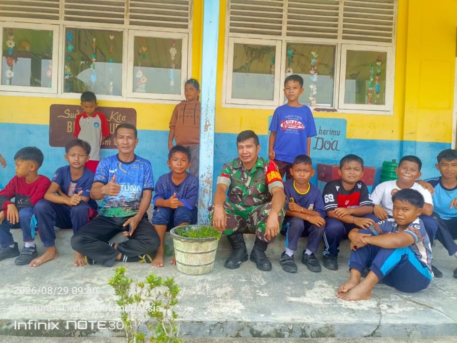 “BABINSA DESA SEBADAI ULU MELAKSANAKAN KOMUNIKASI SOSIAL (KOMSOS) BERSAMA WARGA BINAAN”
