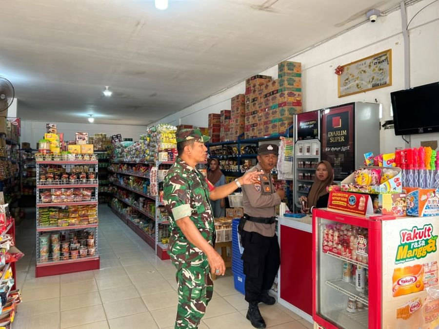 Babinsa Desa Sri Bintan Serma Suprianto pada hari Senin, 12 Oktober 2026.